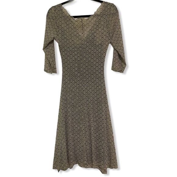 Max Studio V Neck Twist-Front Dress Geometric Print Black Cream Overlay - Picture 4 of 15